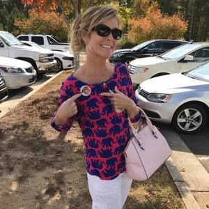 Meet your Posher, Dana